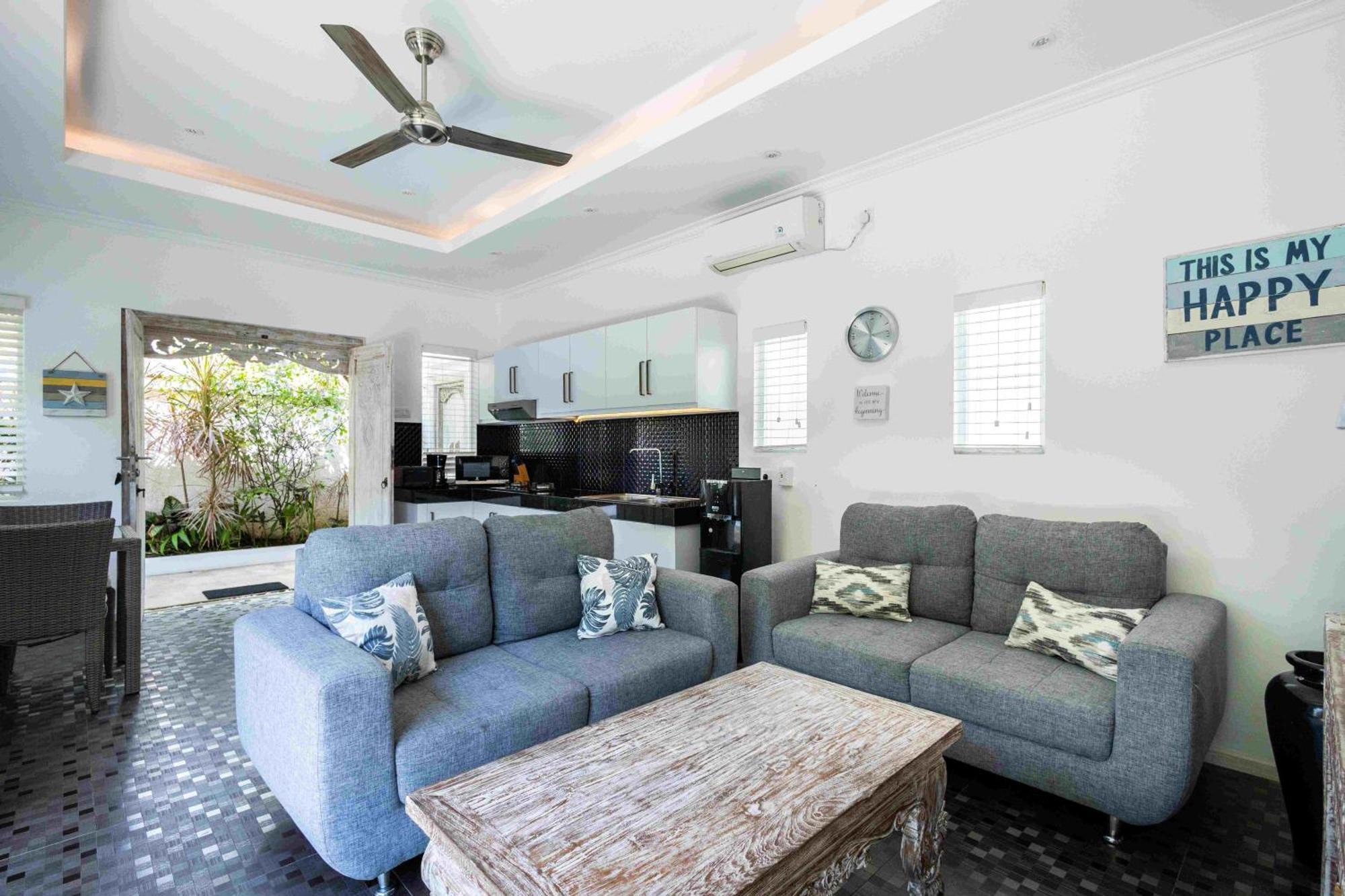 Charming, Villa Sofie - Central Sanur With Refreshing Pool Buitenkant foto